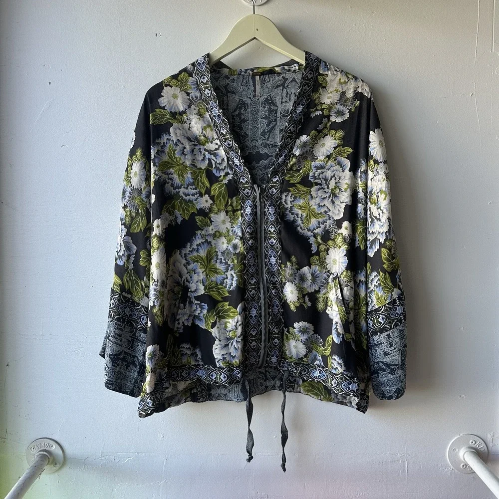 Free People Wildflower Kimono 3/4 Sleeve Zip Front Top Size‎ XS/S